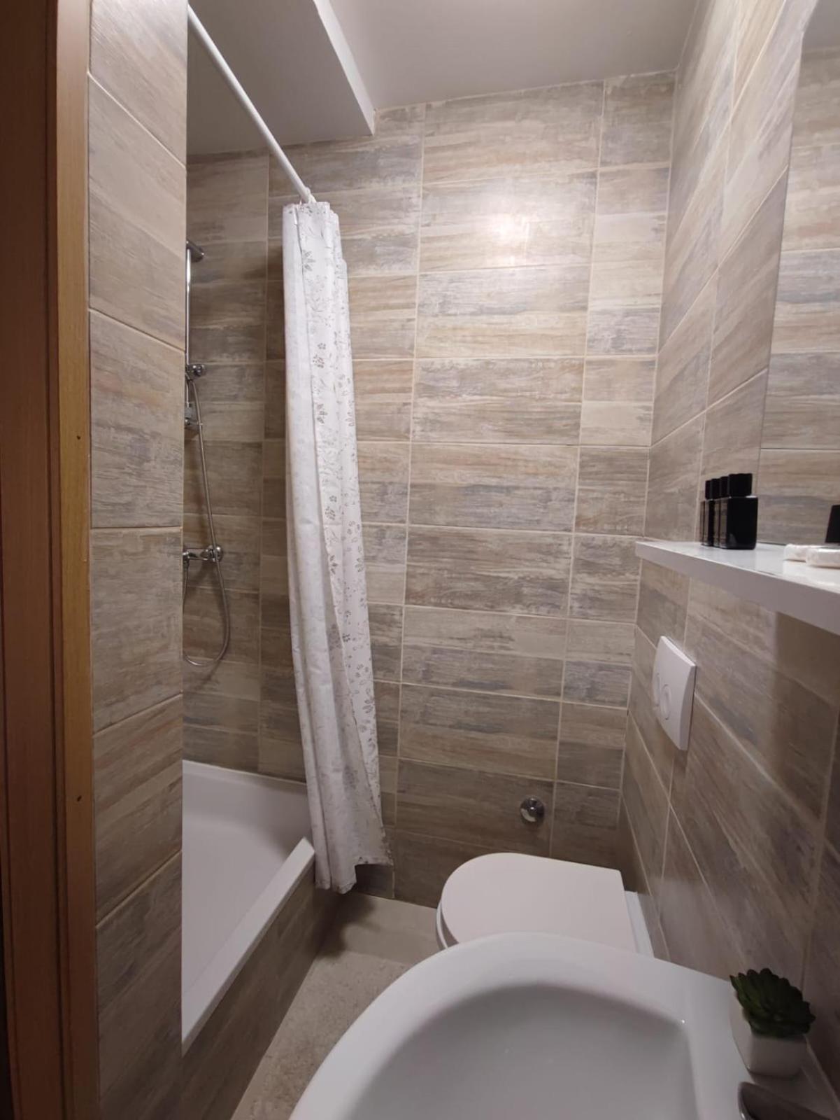 Sunny Rooms And Suites شيبينيك المظهر الخارجي الصورة